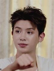 娱乐吃瓜黄明昊是谁